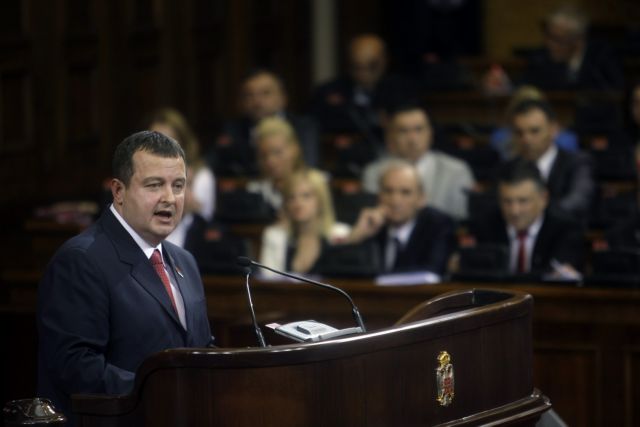 Οργή στη Σερβία για τον «σεβασμό της εδαφικής ακεραιότητας του Κοσόβου» που ζήτησε η Κομισιόν